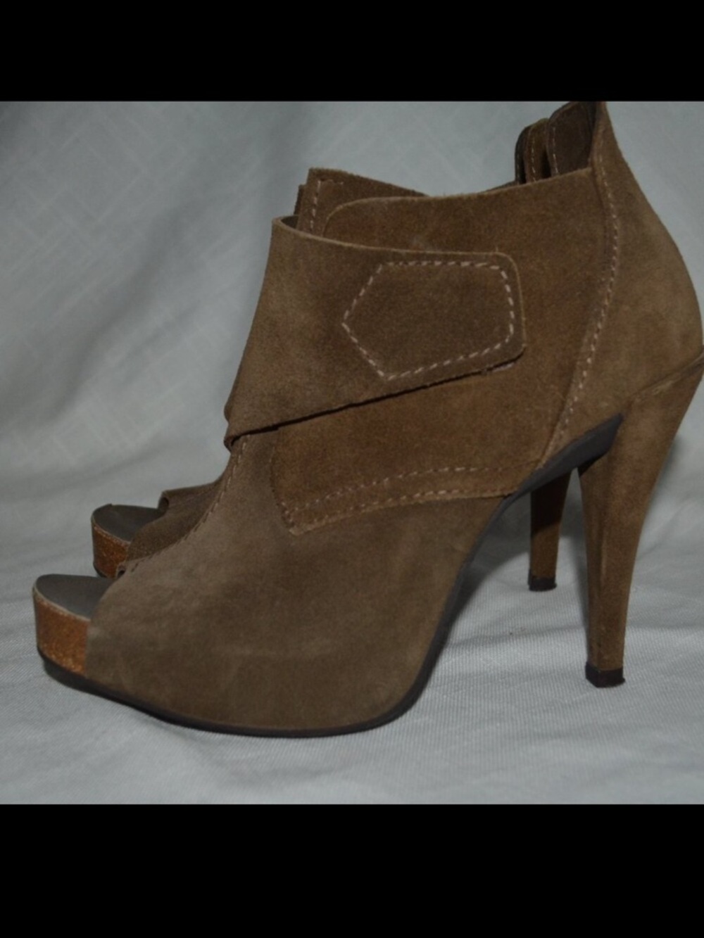 $595 Sz 38  Pedro Garcia Brown Suede Peep Toe Ankle Booties 4.5" Heels